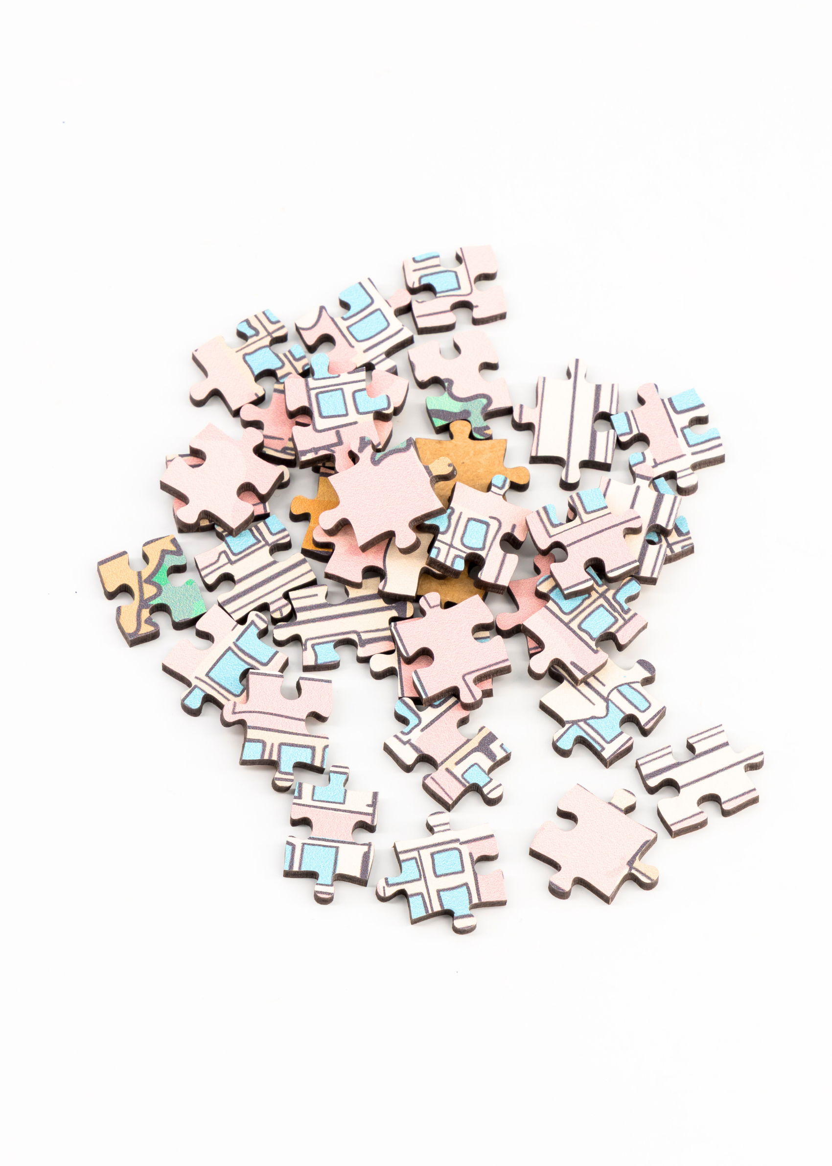 MasterPiece luxury wooden puzzle of the Mountain Nelson Hotel . A way to disconnect, relieve stress and a great gift idea.