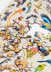 A premium wooden jigsaw puzzle that features 68 bird species, hand drawn by Matthew Bell. Perfect for wildlife lovers, bird enthusiasts and gift buyers.