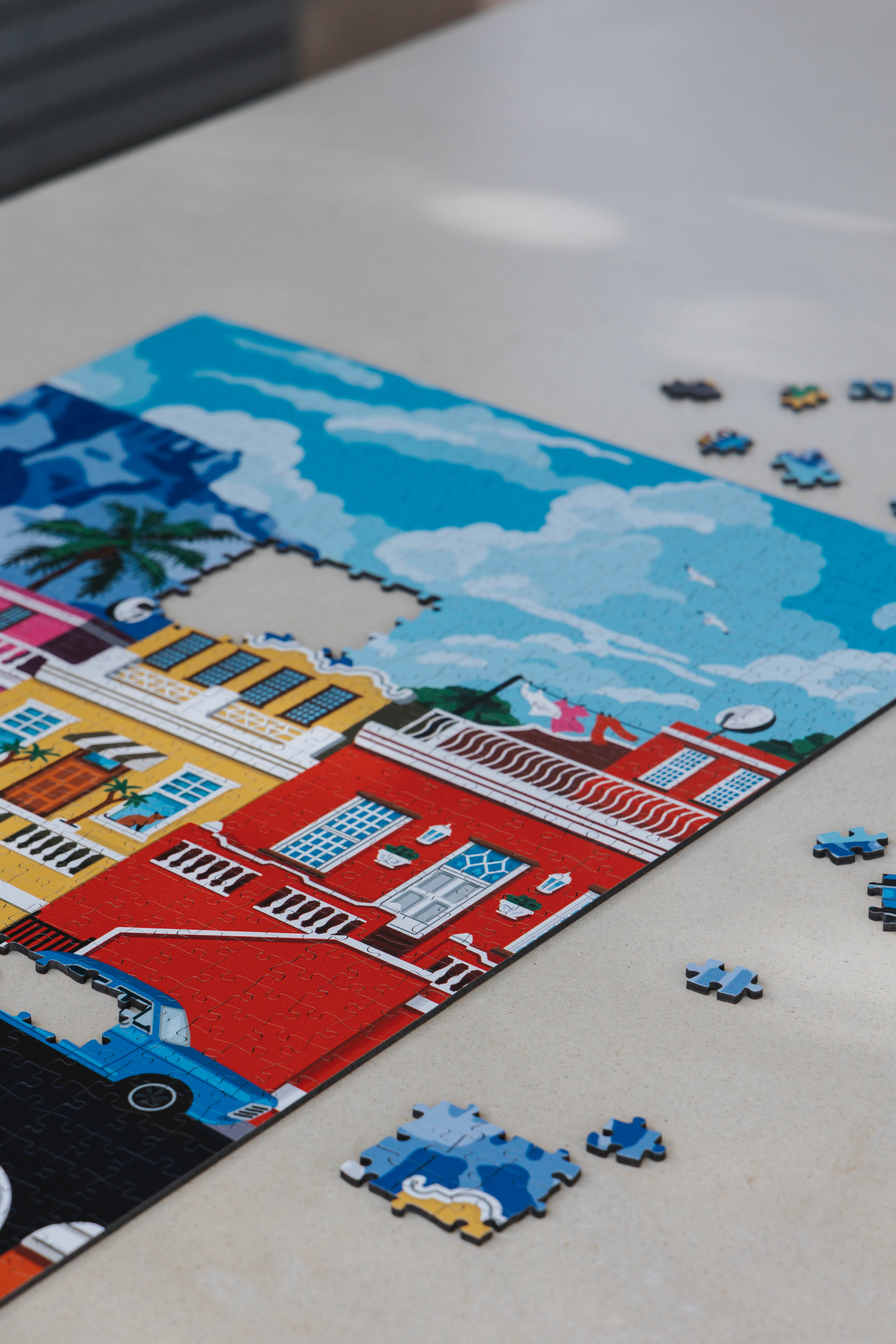 Bo-Kaap is a MasterPiece wooden jigsaw puzzle featuring&nbsp;a vibrant illustration of the iconic colourful homes beneath Table Mountain. Bold colours beautifully capture the charm and character of one of South Africa’s most beloved neighbourhoods.