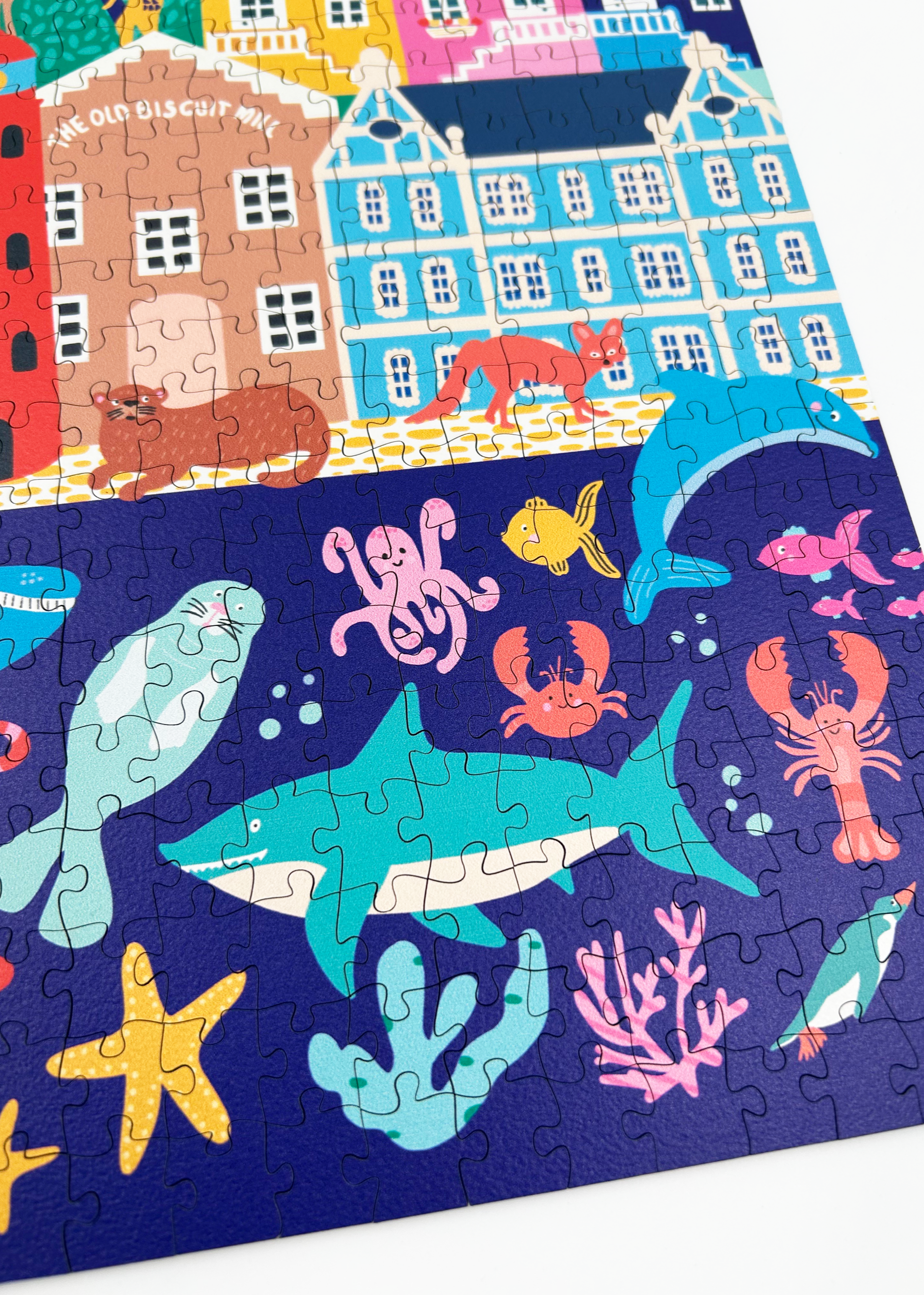 colourful wooden puzzle of Cape Town 