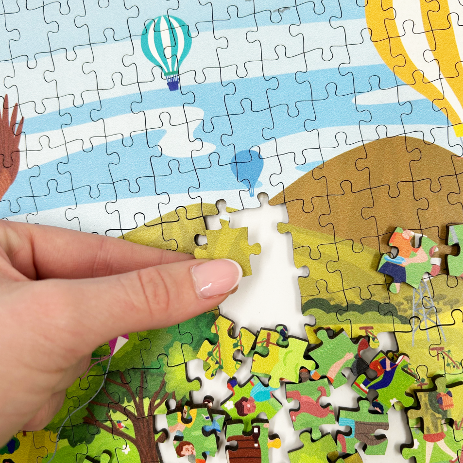 A MasterPiece Original luxury wooden puzzle of the Breede river and winelands in in the Western cape. Illustrated with beautiful detail by Bianca Louise. Great for gifting.